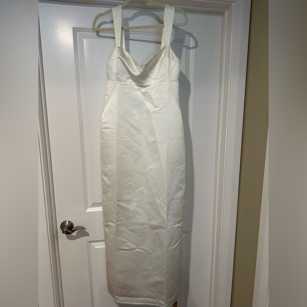 Willy Dress from Reformation - Picture 2 of 4